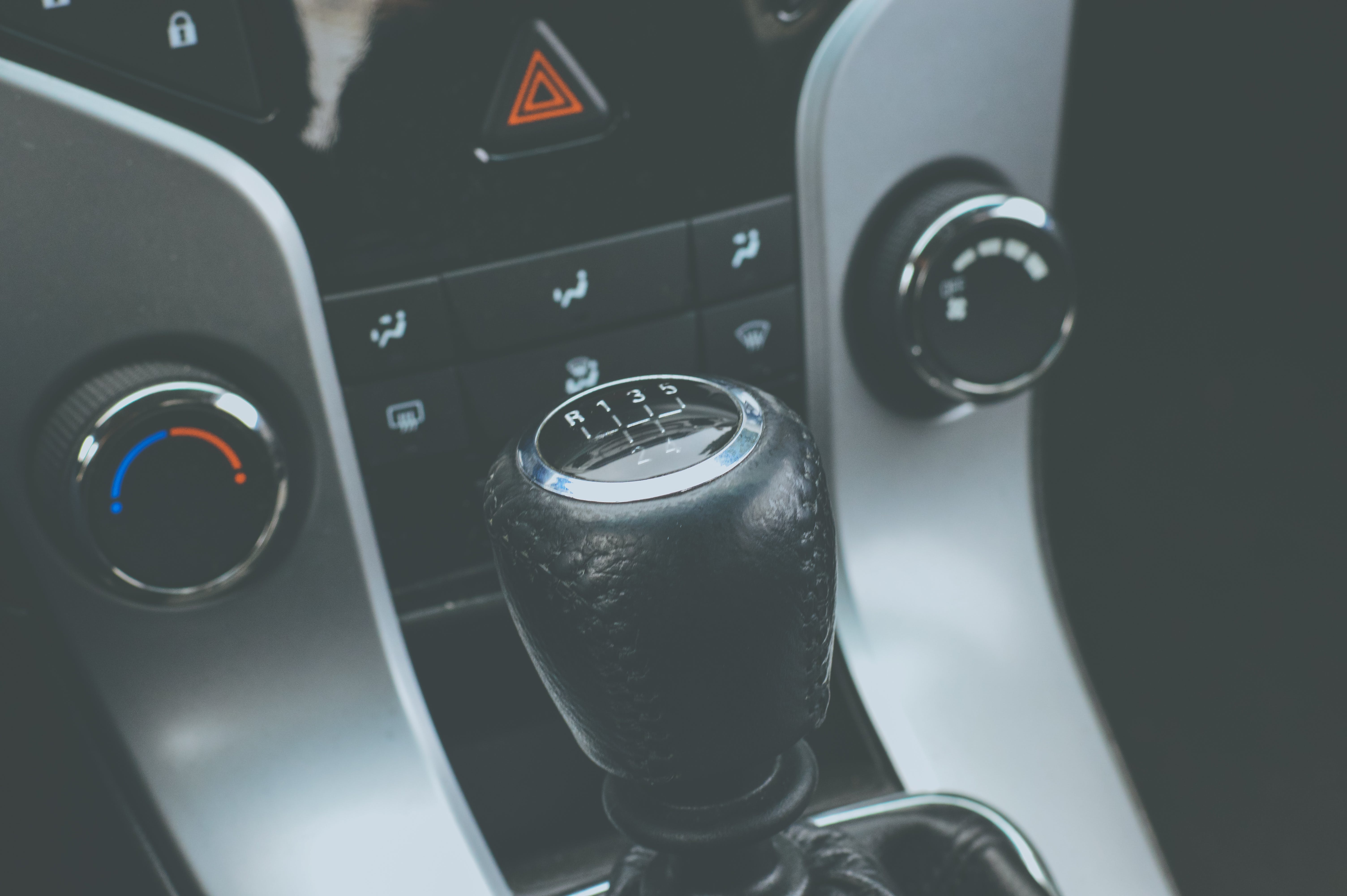 Are Manual Transmission Cars Disappearing in the UAE Used Car Market?
